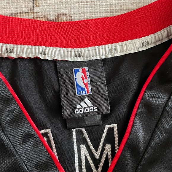 NBA Miami Heat #6 LeBron James men’s jersey - Picture 4 of 5